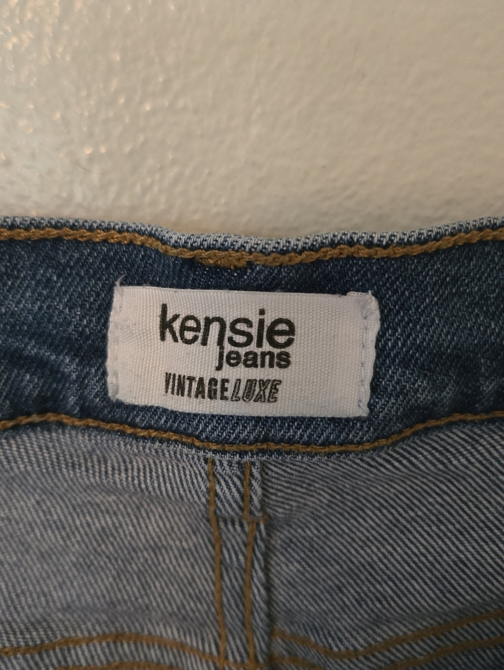 Kensie | Vintage Luxe The Allie Slim Straight Jeans Size 6/28 - Picture 9 of 12